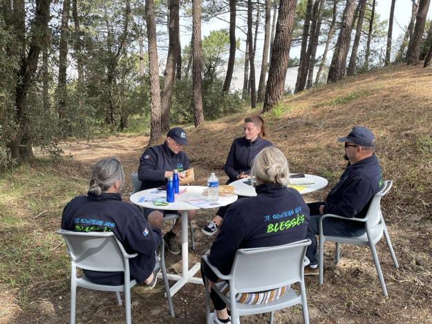 participants stage renathea association ADH 2023